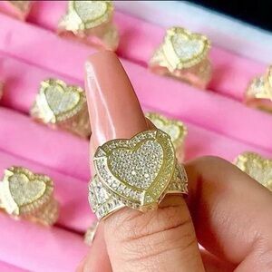 Heart ring size 8
